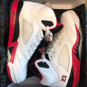 Sz 10 Jordan 5 Retro White/Varsity Red/Black
